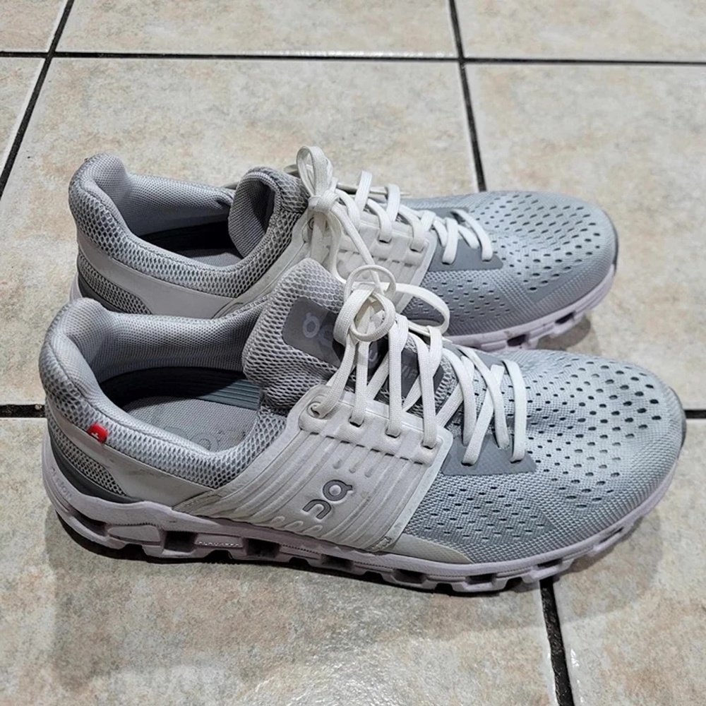 Women On Cloudswift Alloy/ Eclipse Running Shoes Size 8.5